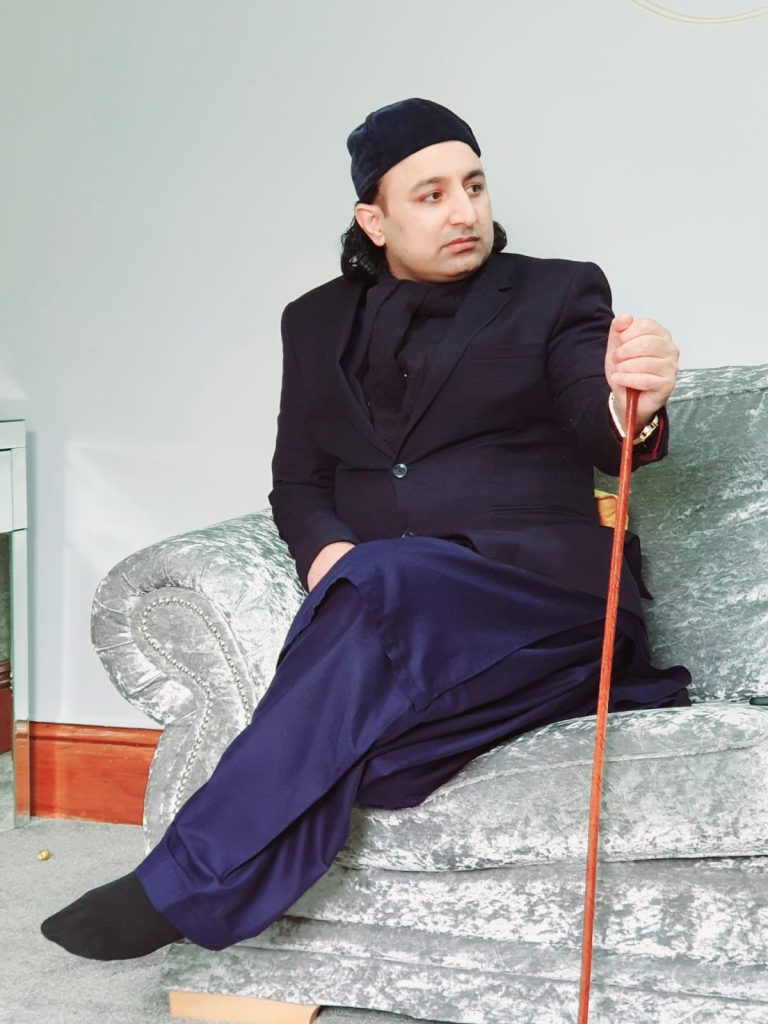 ٹیل فورڈ برمنگھم ( یوکے) میں ڈاکٹر پیر ثقلین شاہ ہمدانی چشتی صابری کی رہائش گاہ پر حضرت بابا فرید الدین گنج شکر کے سالانہ عرس مبارک کے موقع پر تقریب کا انعقاد